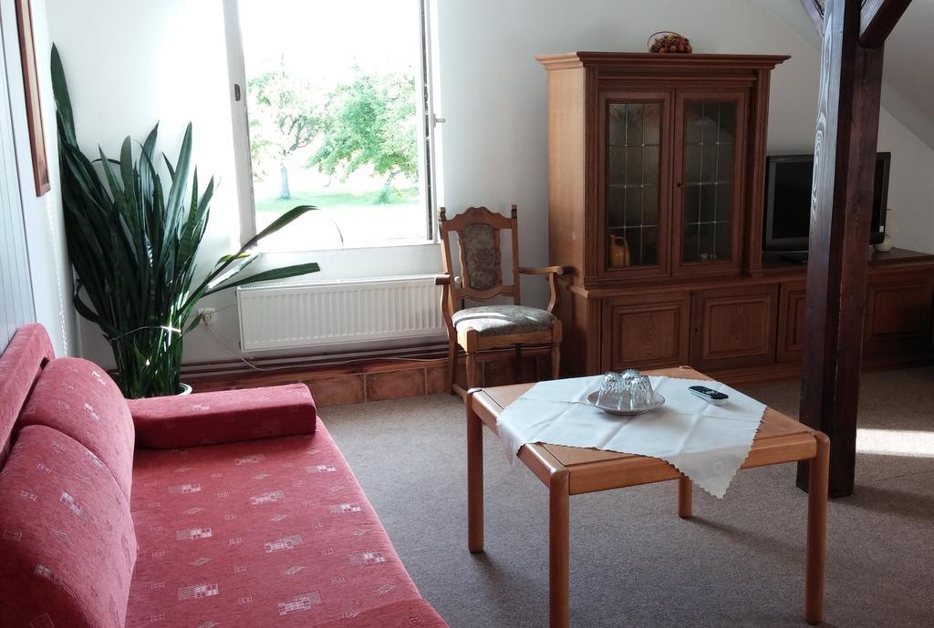 Pension U Milana Dvůr Králové nad Labem Exterior foto